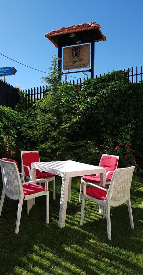 Saint Michel Chalets Al Arz Luaran gambar